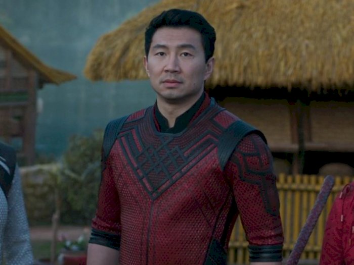 Pemeran Shang-Chi Balas Komentar Soal Film Marvel yang Disebut Sebagai 'Taman Bermain'