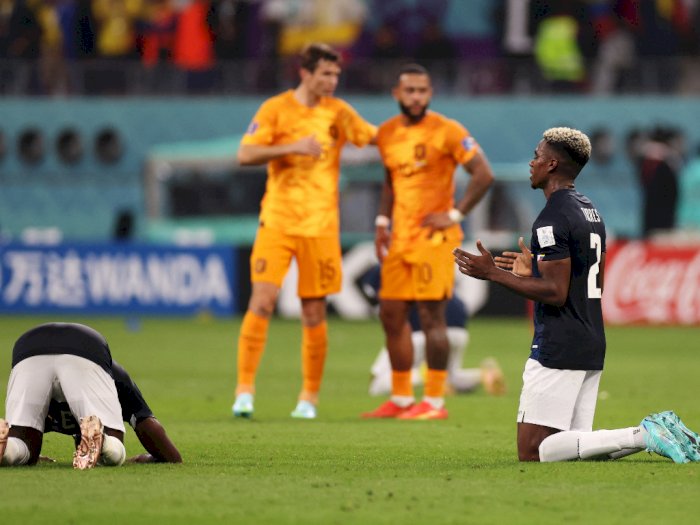 Hasil Piala Dunia 2022: Tahan Imbang Belanda 1 - 1, Pemain Ekuador Sujud Syukur