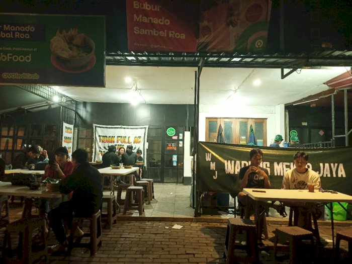 Idaman Mahasiswa! Warung Mekar Jaya Malang Sajikan Makanan Murah yang Bukanya Tengah Malam