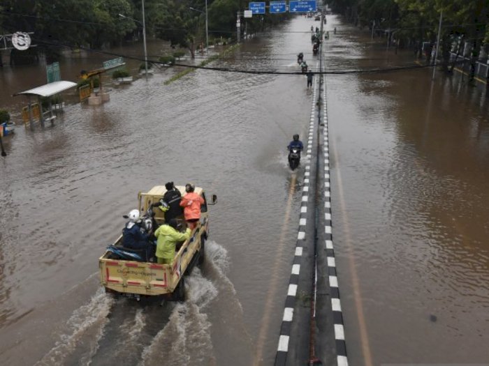 Beberapa Wilayah di DKI Jakarta Masih Terendam Banjir