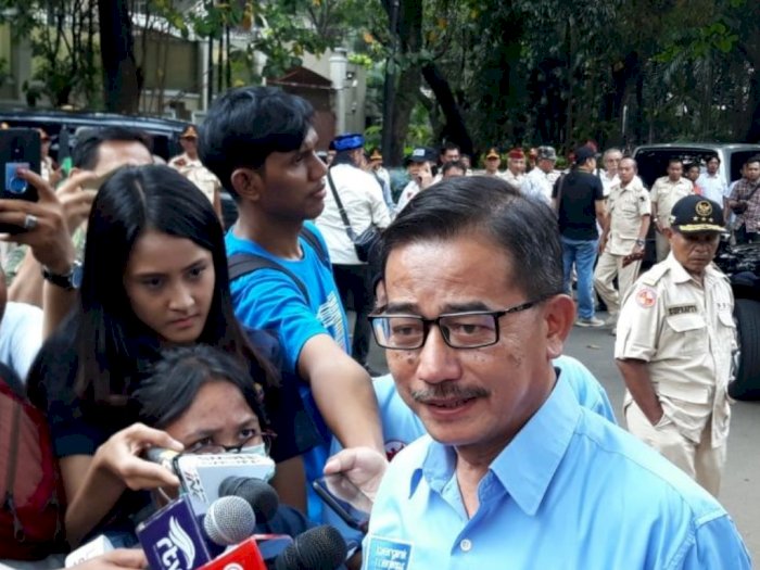 Tokoh Politik Nasional Iringi Pemakaman Mantan Menteri ATR Ferry Mursyidan