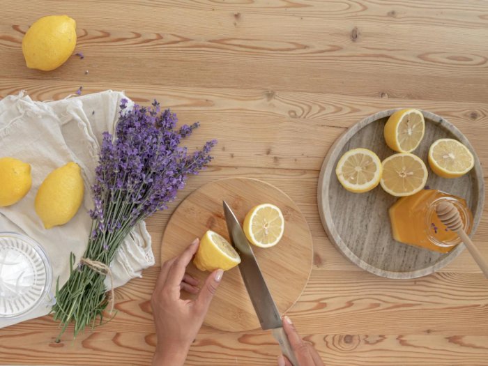 Lemon dan Madu Ampuh Atasi Masalah Jerawat untuk Kulit Berminyak, Simak Ini Cara Buatnya!