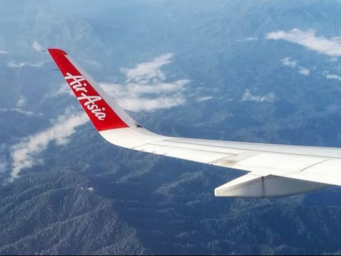 Buntut Kasus Penumpang Ditarik Keluar dari Pesawat, AirAsia Tawarkan Kompensasi