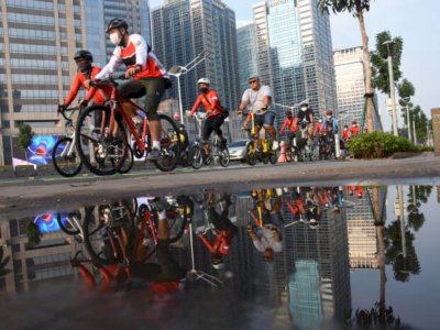 Polisi ke Pengguna Sepeda: Mau Masuk Jalur Protokol di Jakarta di Bawah Pukul 06.00!