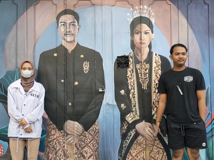Bahagianya Warga Solo, Foto di Depan Mural Kaesang dan Erina saat Ngunduh Mantu 