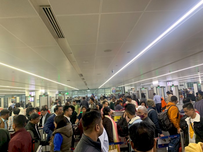 Kacau! Bandara Internasional Delhi Penuh Sesak,  Netizen Sebut Seperti Neraka