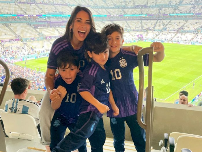 Potret Cantik Senyum Lebar Istri Lionel Messi Saat Argentina Lolos Masuk Final Piala Dunia