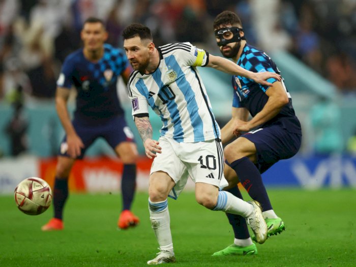 Punya Privilege, Lisandro Martinez Wujudkan Mimpi Ibunya Bertemu Messi