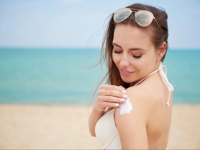 Biar Enggak Salah! Perhatikan 5 Tips Ini Untuk Pilih Sunscreen yang Benar