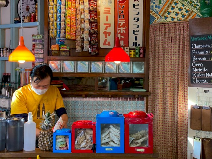 Pasutri Asli Jepang Sukses Bikin Resto Indonesia di Kyoto, Konsepnya Unik ala Warung