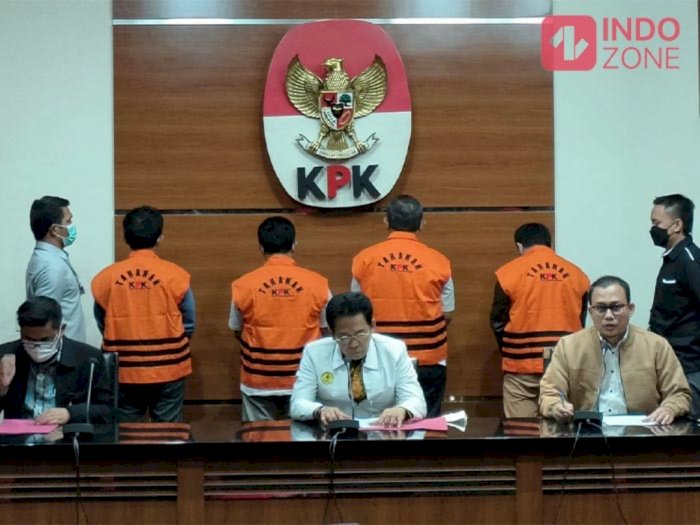 6 Fakta OTT Wakil Ketua DPRD Jatim Sahat Tua Simandjuntak 