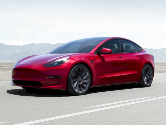 Fitur Self-Driving Tesla Model S Diduga Sebabkan Kecelakaan di AS