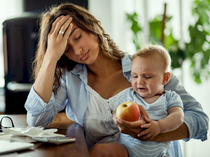 Benarkah Liburan Ampuh Hilangkan Mommy Burnout? Begini Kata Psikolog