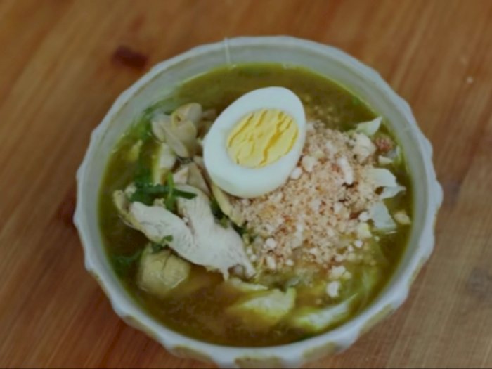 Recook Resep Soto Ayam Lamongan ala Chef Devina Hermawan, Koya Gurihnya Spesial!