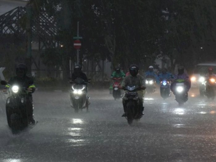 Potensi Badai Dahsyat 28 Desember, DKI Jakarta Lakukan Teknologi Modifikasi Cuaca