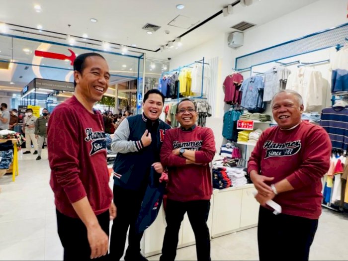 Kompak Pakai Sweater Produk Lokal, Presiden Jokowi dan Menteri Mirip Boyband