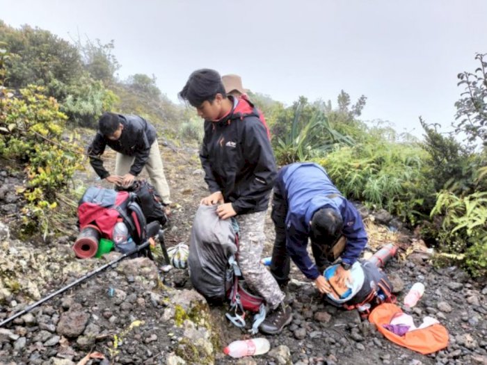 Gunung Marapi Sumbar Erupsi, 30 Pendaki Dipaksa untuk Turun
