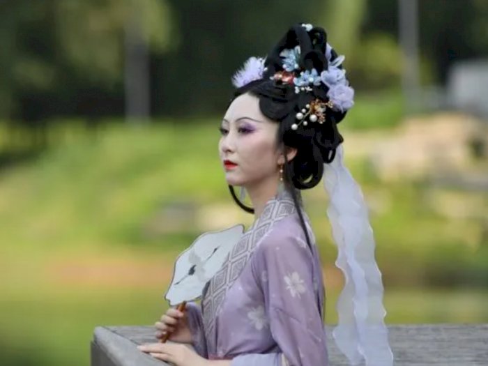 Cantiknya Busana Hanfu, Pakaian Tradisional China yang Kembali Populer 