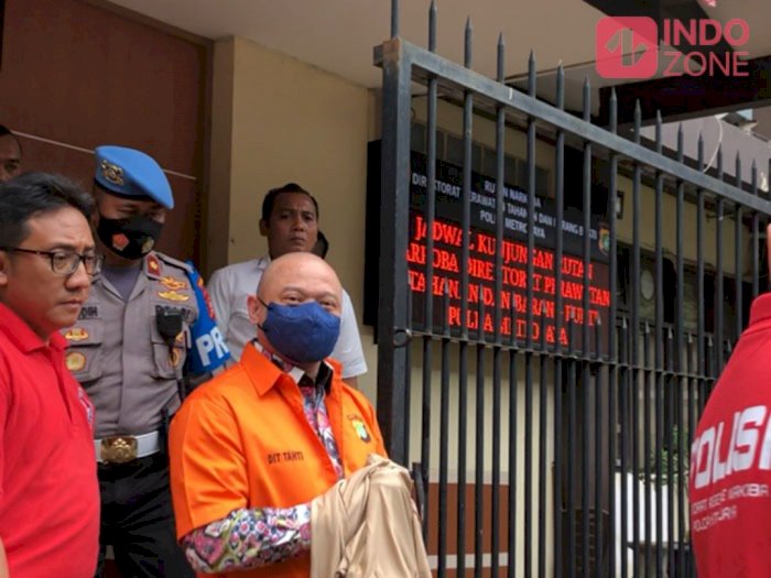 Respons Teddy Minahasa Usai Dilimpahkan ke Kejati Terkait Kasus Dugaan Simpan Sabu 5 Kg
