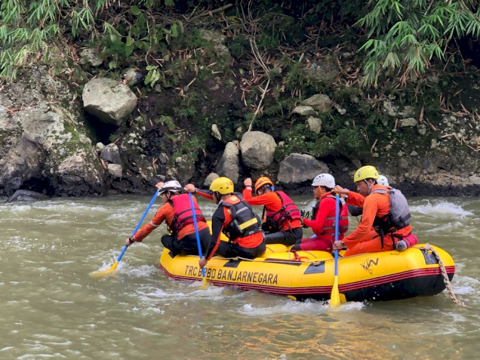 Asyik Bermain di Sungai Serayu, Bocah 11 Tahun Hanyut Tubuhnya Belum Ditemukan