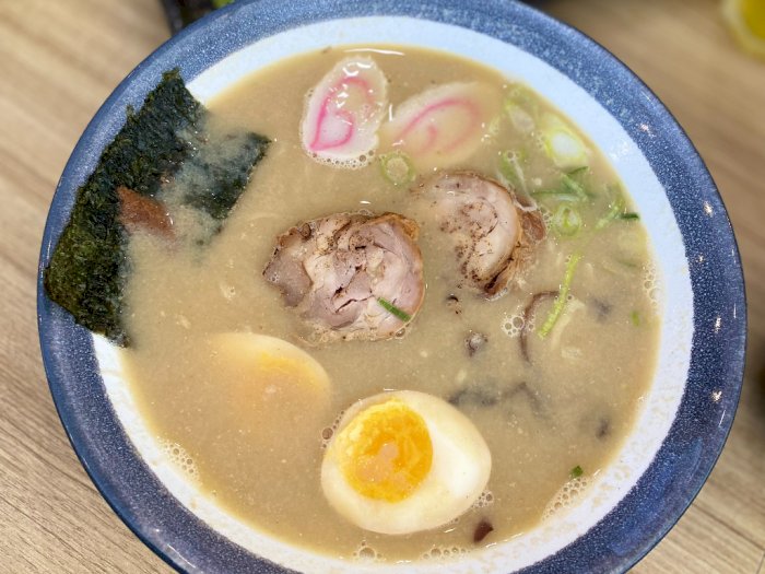 Sekai Ramen & Sushi, Rekomendasi Kuliner Jepang Halal di Makassar Rasanya Bikin Tercengang