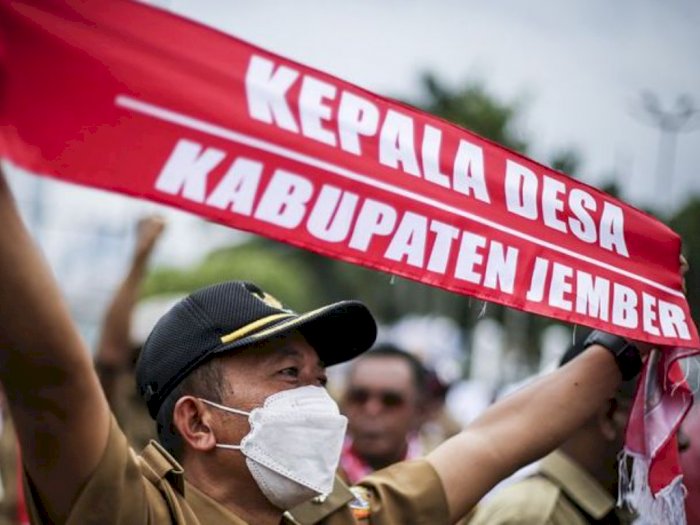 Bapak-Ibu Kepala Desa, Presiden Jokowi Setuju Masa Jabatan Kades Jadi 9 Tahun