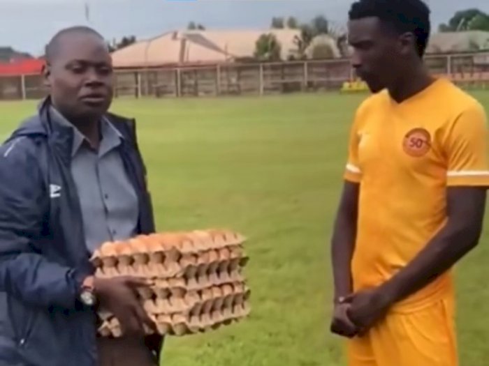 Unik! Jadi Pemain Terbaik di Zambia Dapat Hadiah 5 Papan Telur
