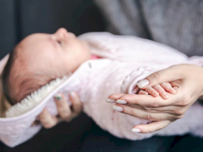 Viral Bayi 40 Hari Dicekoki Jamu Pakai Tisu Berujung Operasi, Alasannya Biar Gak Kembung