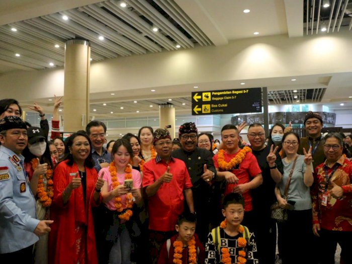 Bali Terima Penerbangan Perdana Wisatawan China usai Pandemi  Covid-19 