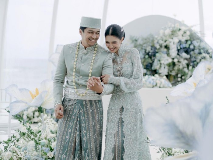 Deva Mahenra dan Mikha Tambayong Menikah Di Bali: Impian Jadi Kenyataan