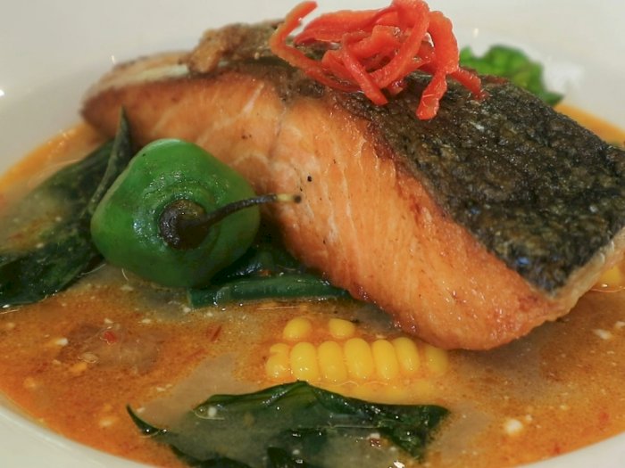 Wow! Di Resto Ini Sayur Lodeh Naik Kelas, Disajikan dengan Ikan Salmon Premium!