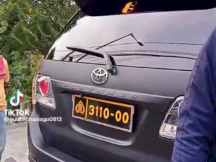 Terungkap Fortuner Tabrak Pemotor di Rawamangun Pakai Plat Mobil Dinas Polri Palsu