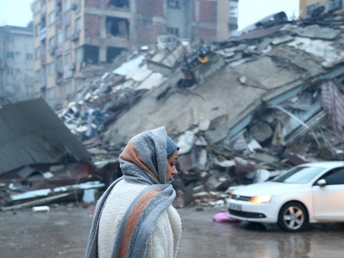 Update Gempa Turki: Berpacu dengan Waktu, Korban Tewas Kini Lebih dari 7.800!
