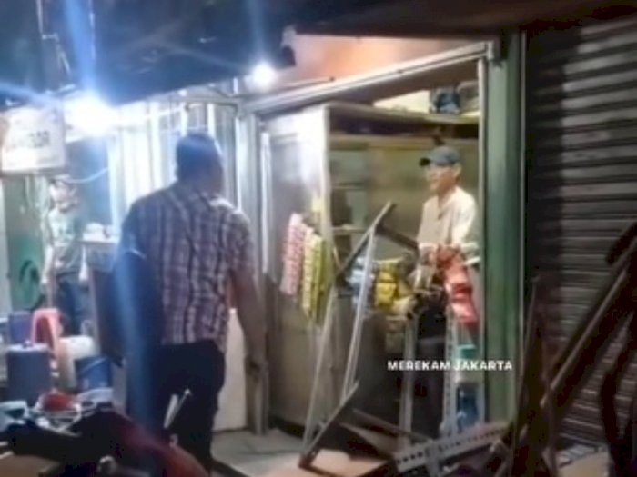 Viral Pria Mabuk Acak-acak Meja Pedagang di Jatinegara, Pelakunya Langsung Diciduk Polisi