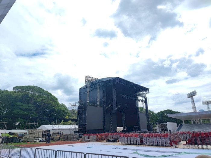 Jelang Konser Westlife di Jakarta, Promotor Lakukan Pemeliharaan Stadion Madya GBK