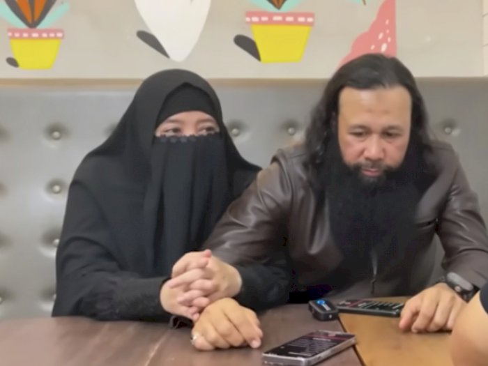 Resmi Menikah dengan Imam Besar Masjid Selandia Baru, Peggy Melati Sukma Siap Pindah