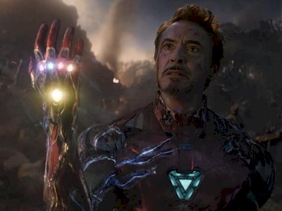 Teori Gila MCU: Doctor Strange Sengaja 'Bunuh' Tony Stark di Avengers: Endgame