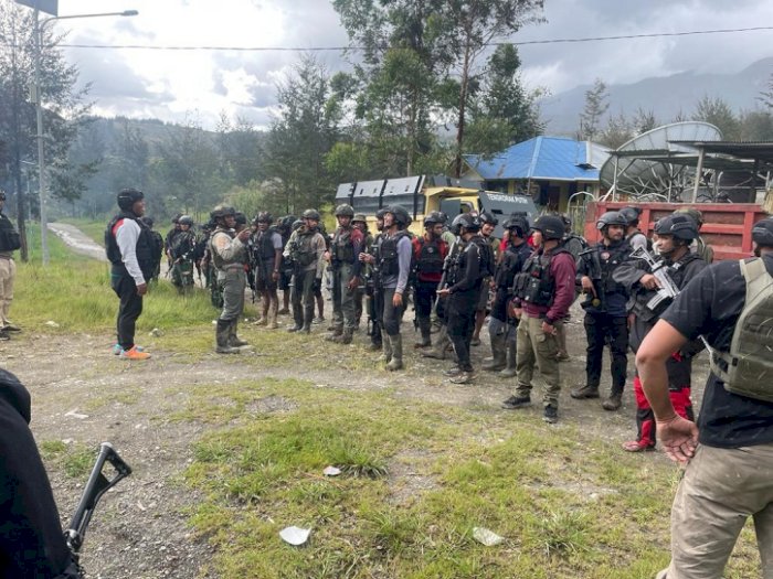 Teror di Papua, KKB Baku Tembak dengan TNI-Polri!