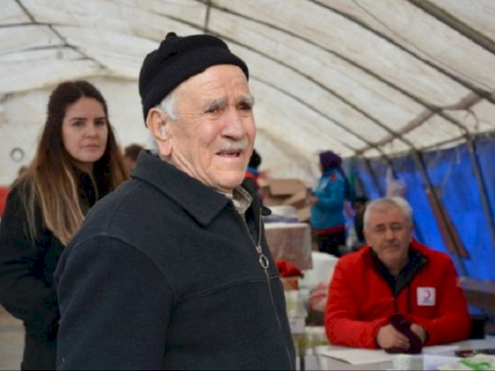 Beri Uangnya untuk Korban Gempa Turki, Kakek 74 Tahun Ini Rela Batal Umrah