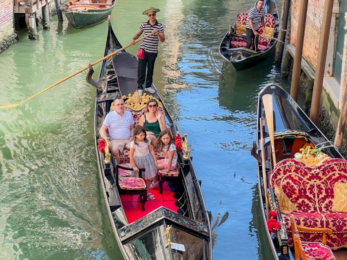 4 Mitos Gondola di Venezia Bikin Penasaran, Termasuk Posisi Duduk Pertanda Kemalangan