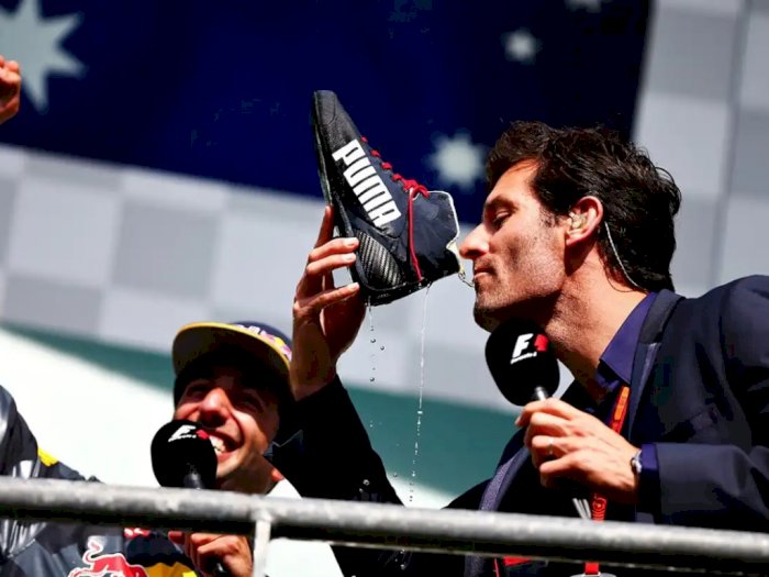Shoey, Tradisi Minum Alkohol dari Sepatu yang Lazim Dilakukan Orang Australia