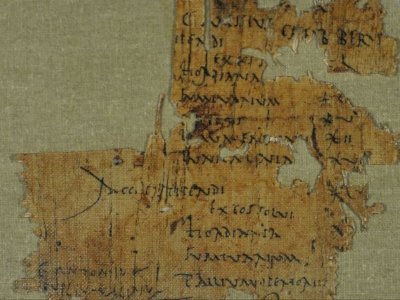    Penemuan Slip Gaji Tentara Romawi Kuno, Berusia 1.900 Tahun Tercetak di Atas Papirus