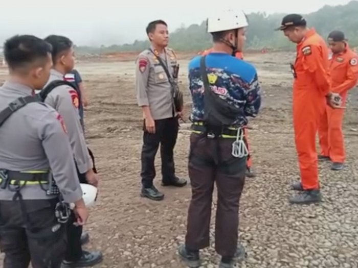 4 Helikopter Dikerahkan Evakuasi Kapolda Jambi di Hari Kedua, Ada Heli Super Puma TNI AU