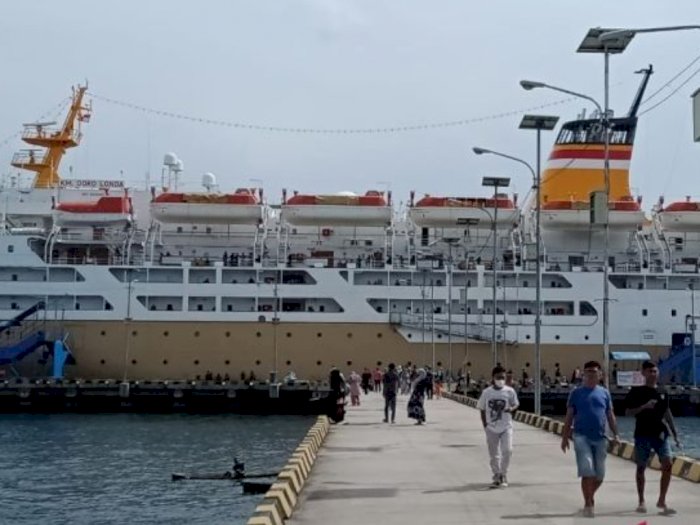 Persiapan Angkutan Lebaran, Tiga Kapal Pelni Jalani Perawatan di Pelabuhan Baubau