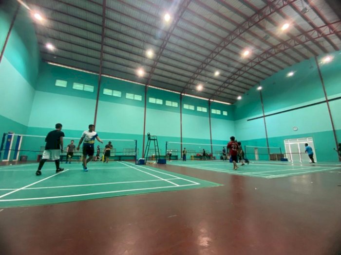 Rekomendasi Lapangan Badminton di Tangsel, Yuk Berolahraga Guys!