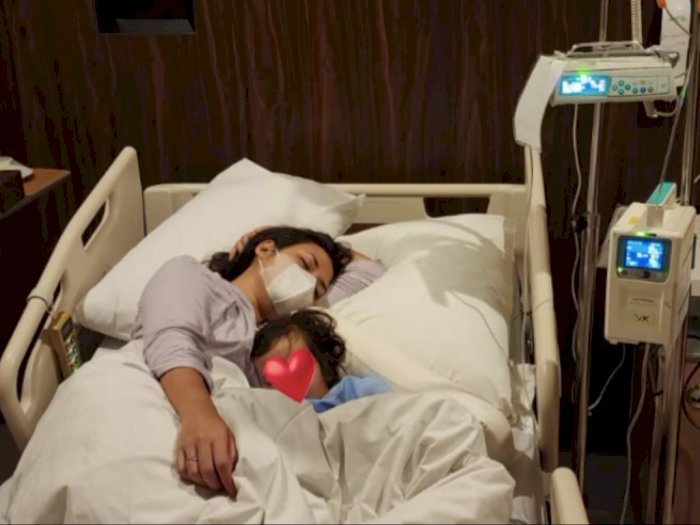 Raisa Khawatir Kondisi Anaknya Zalina Mendadak Dilarikan ke RS, Sakit Apa?