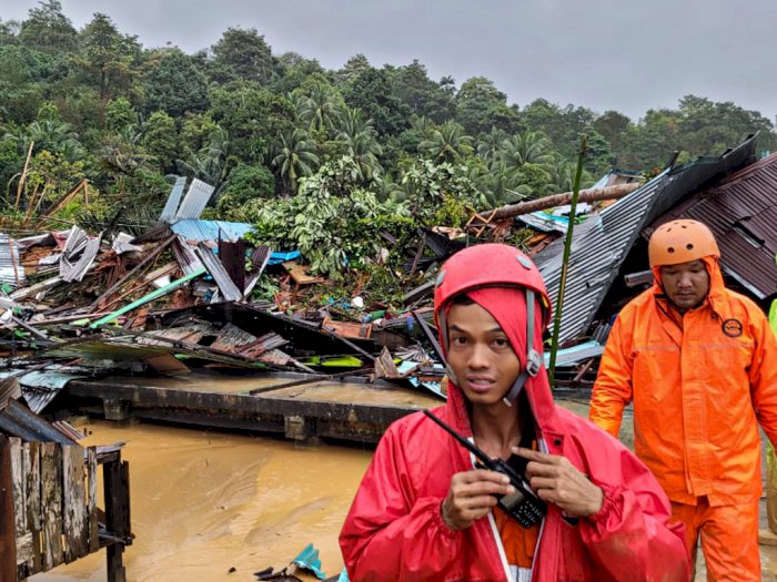 Longsor di Natuna, Polri Kerahkan 145 Personel Evakuasi Korban