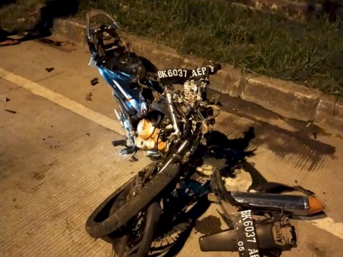 Adu Kambing Mobil BMW VS Pengendara Motor, Dua Pemuda Tewas Kecelakaan di Medan