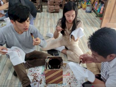 Kesan Mendalam Mahasiswa Filipina Usai Pelajari Batik Khas Kudus: Pengalaman Berharga