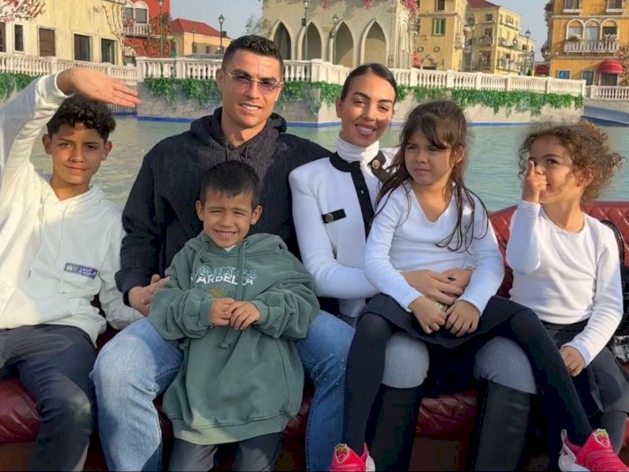 Georgina Rodriguez pun Bangga, Anak-anak Cristiano Ronaldo Belajar Bahasa Arab
